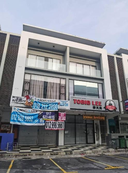 Pillows Plus Dream Inn Cheras Exterior photo